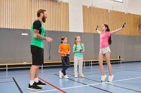 大联盟官方：2026 赛季将正式在小联盟试行“自动换人提示系统”以优化比赛流畅度