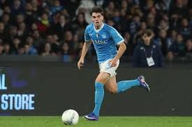 赫内斯：和伯利交流时他随口就能提到半个亿；相信于帕会续约