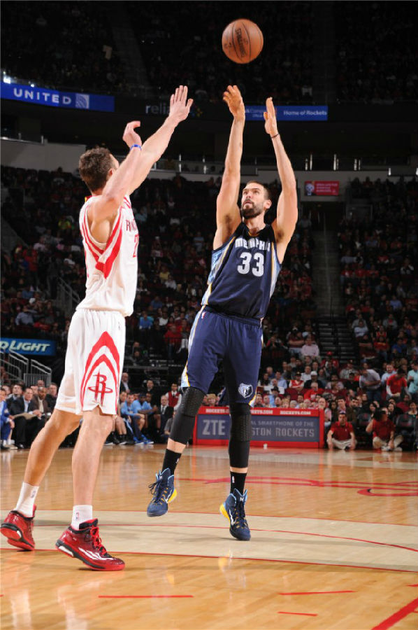 对阵劲敌黑 对阵劲敌黑